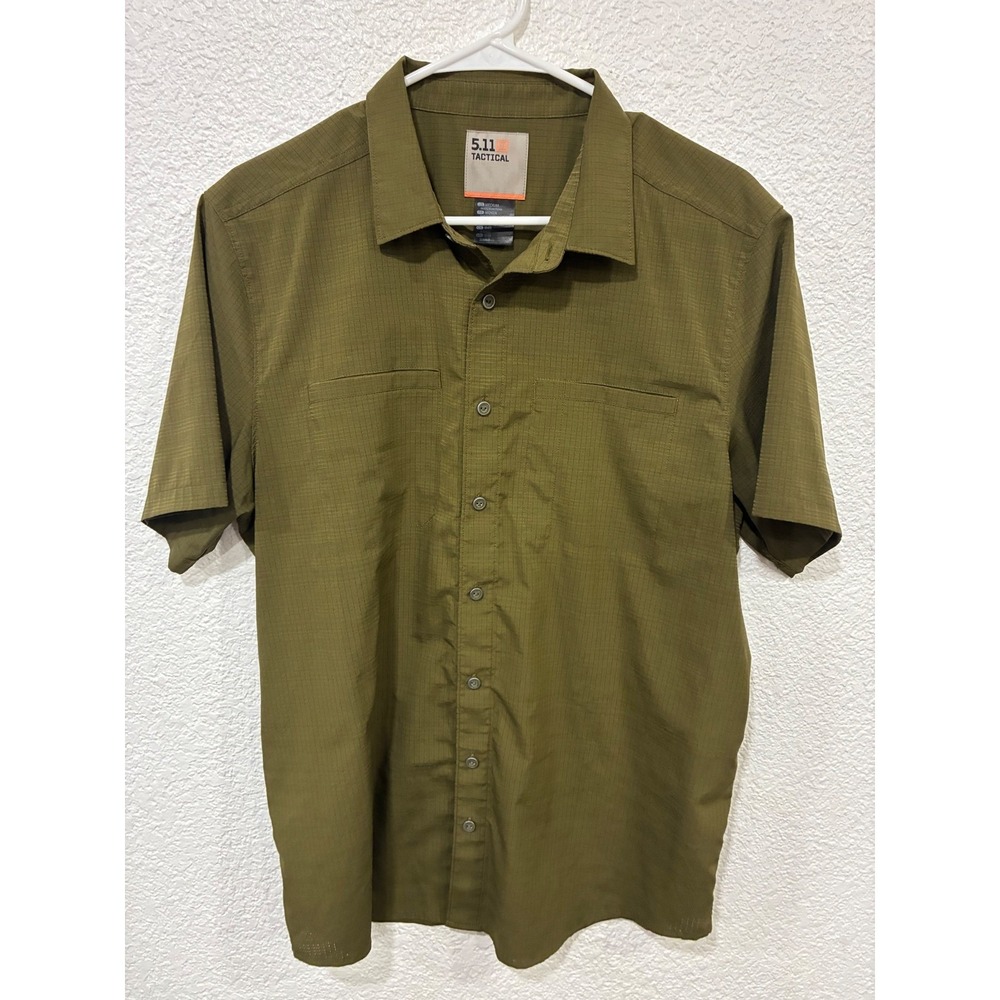 5.11 Tactical Mens Medium Olive Green Ripstop Short Sleeve Button Down Shirt